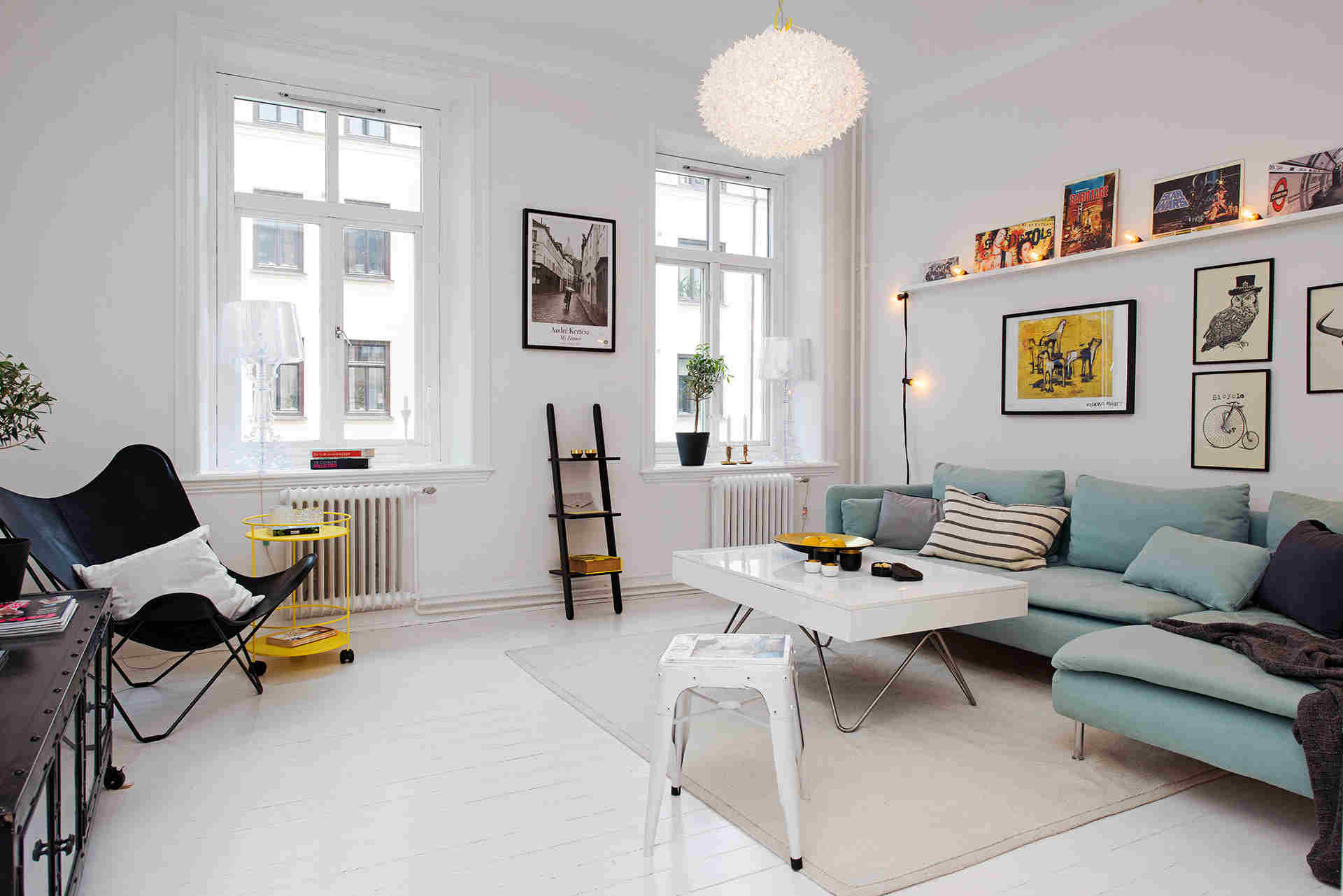 10 Desain Ruang Tamu Bergaya Skandinavia, Artistik dan Indah