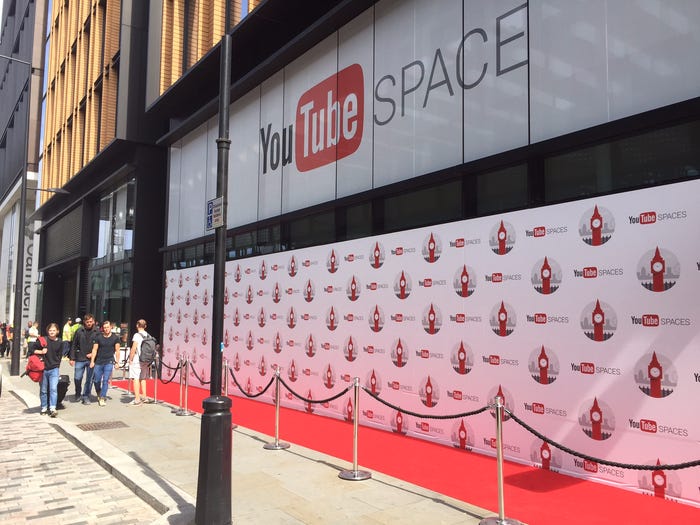 Banyak Spot Instagramable, Intip 10 Potret Suasana Youtube Space di London