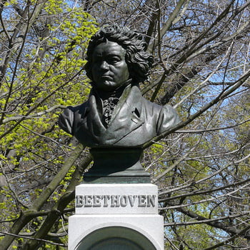 Ludwig van Beethoven, Maestro Musik Dunia yang Berkarya dalam Kondisi Tuli