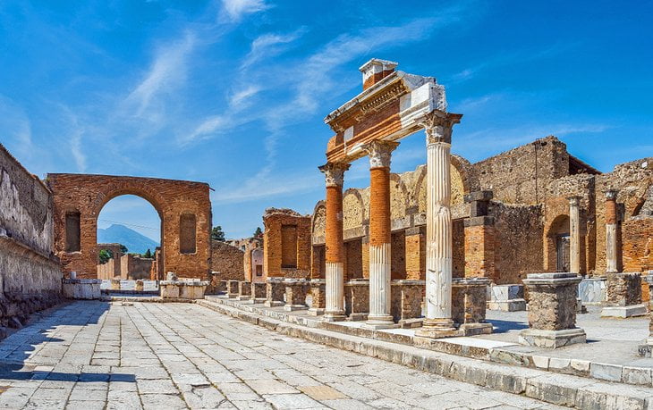 Dianggap Kena Azab, Kota Kuno Pompeii Runtuh karena Letusan Gunung Berapi