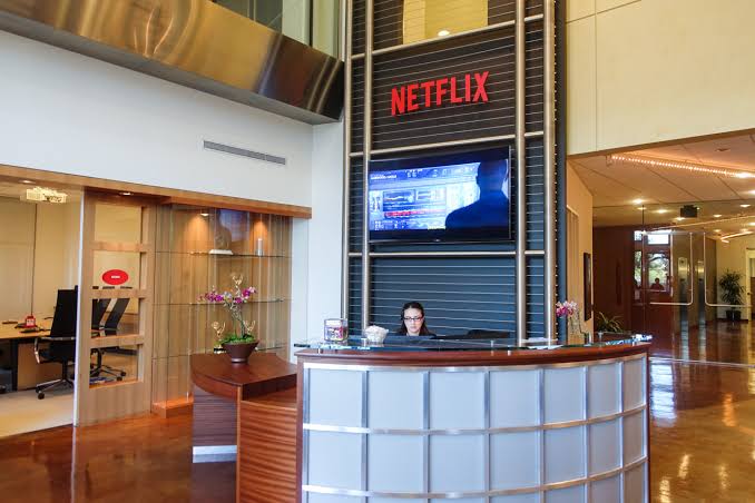Yuk Keliling Ke Kantor Pusat Netflix di Los Gatos, Ada Bioskopnya