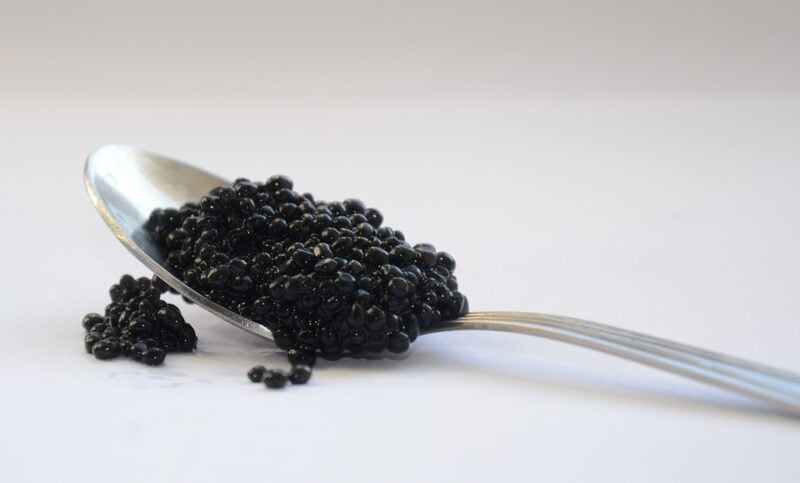 Kenali Kaviar, Makanan dari Telur Ikan yang Harganya Semahal Berlian
