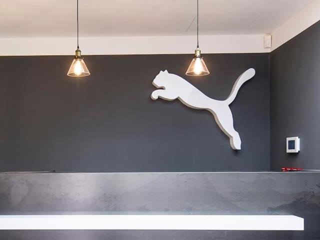 Sepatu jadi Dekorasi, 10 Potret Artiatik Kantor Puma di London