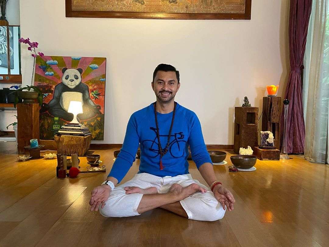 10 Potret Rumah Anjasmara dan Dian Nitami yang Terkesan Tradisional Otentik, Ada Ruang Yoga