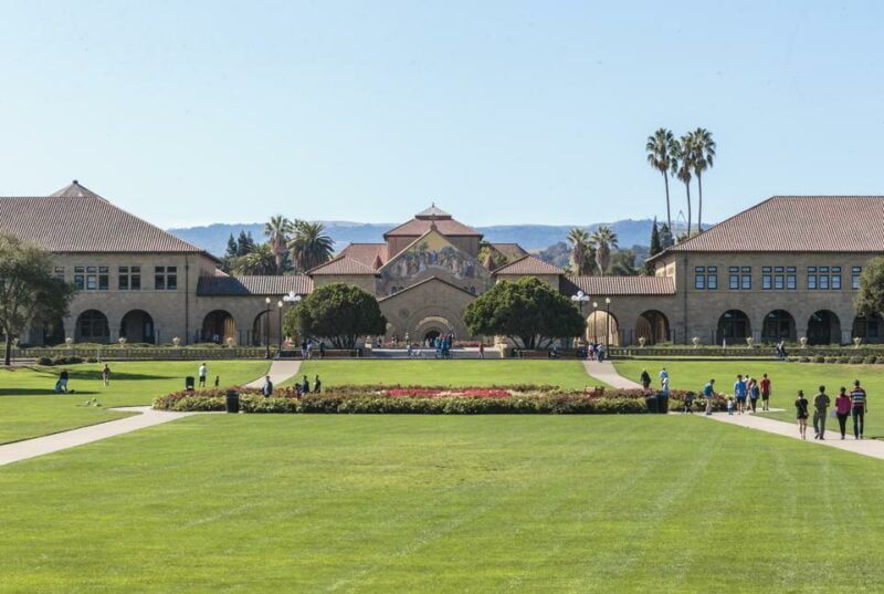 Berawal dari Peternakan Kuda, Begini Kisah Inspiratif Pendiri Universitas Stanford