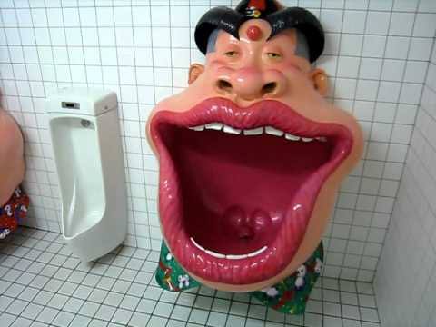 Jadi salah lihat 10 urinal dengan desain yang unik dan aneh
