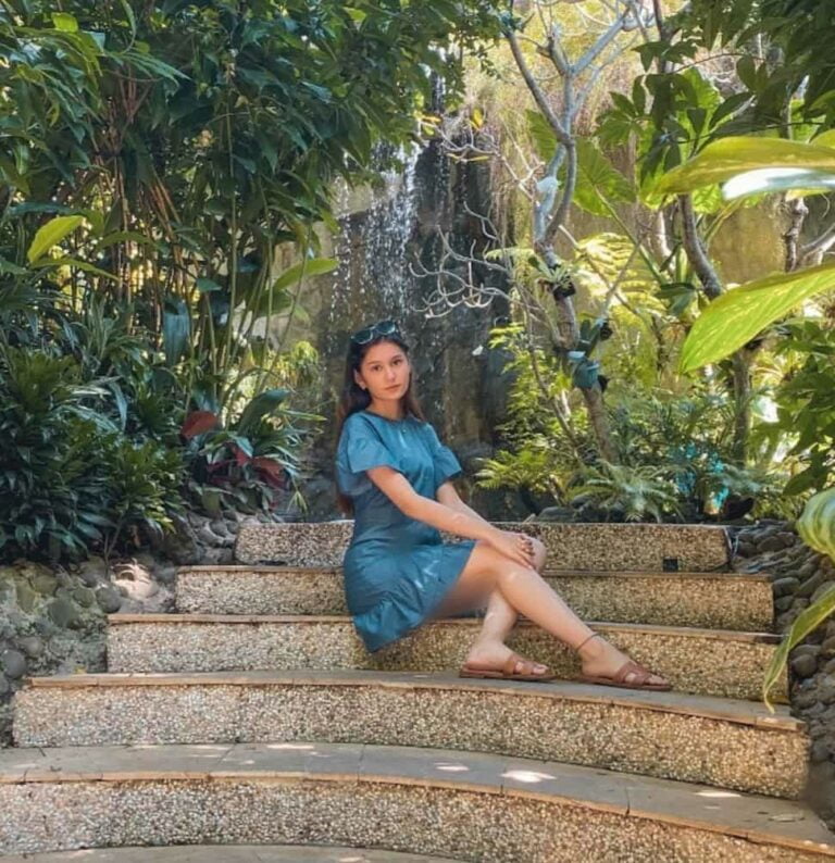 Zoe Abbas Jackson - Biodata, Profil, Fakta, Umur, Agama, Pacar