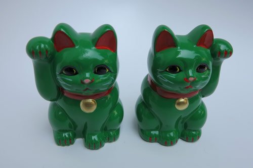 Sejarah Maneki Neko, Patung Kucing yang Bergerak Memanggil Keberuntungan 