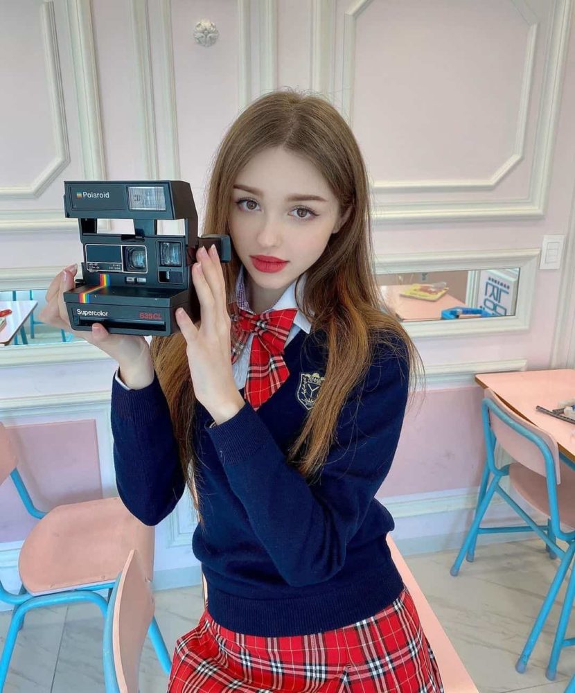 Elina Karimova - Biodata, Profil, Fakta, Umur, Agama, Pacar, Karier