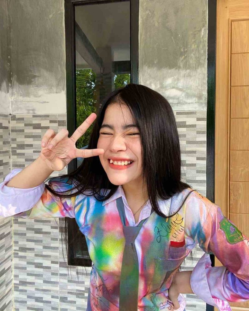10 Potret Cantik Cahyaniryn, TikTokers Asal Purwodadi dengan Jutaan ...