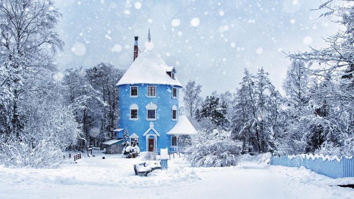 Seperti di Film, 10 Pemandangan Berbagai Negara Saat Musim Salju Tiba