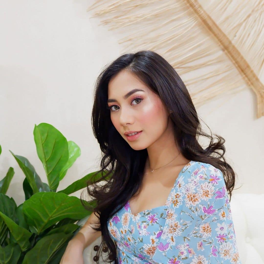 10 Pesona Abel Cantika, Beauty Vlogger yang Suka Sharing Tips Seputar Dunia Kecantikan