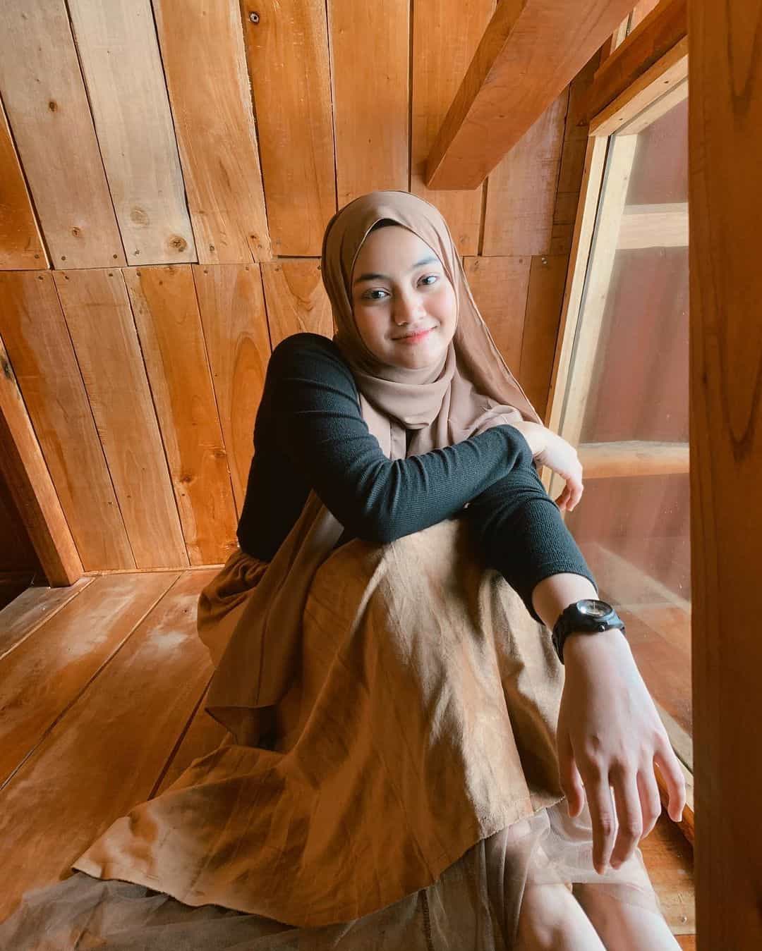 10 Potret Eltasya Nayasha yang Suka Cover Lagu, Pernah Jadi Kontestan Indonesian Idol