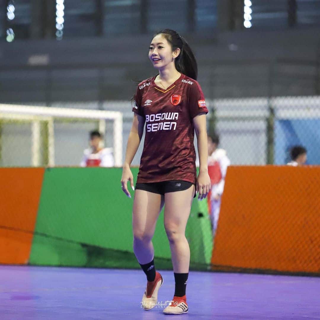 Dijuluki Bidadari Futsal, Ini 10 Potret Fithri Syamsu yang Kini Jadi Sport Influencer