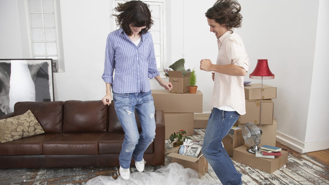 Gak Cuma untuk Bungkus Paketan, 10 Manfaat Lain dari Bubble Wrap