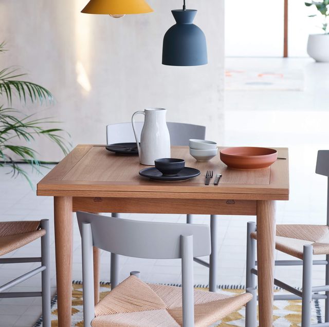 10 Desain Meja Makan Minimalis untuk Ruangan Sempit