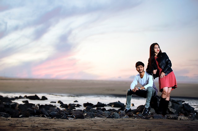 10 Ide Prewedding Casual yang Simpel dan Romantis | Dailysia