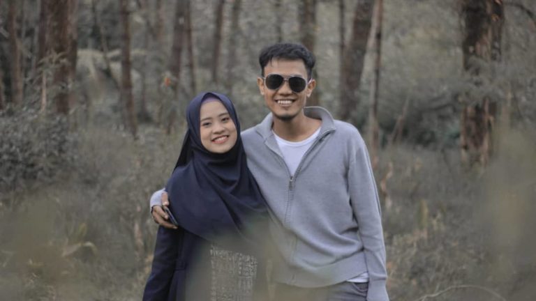 10 Potret Ai Khodijah, Penyanyi Gambus Diprediksi Geser