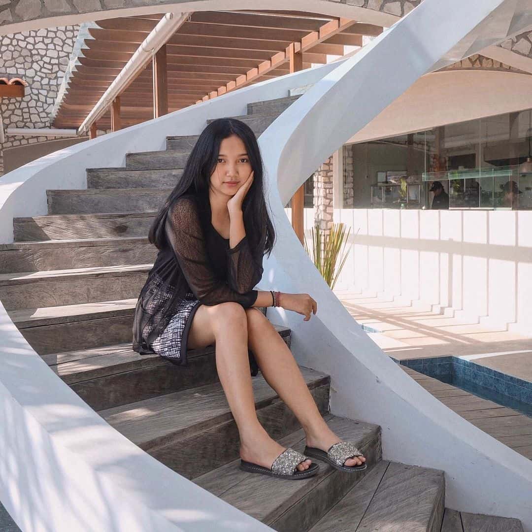 Kenalan Yuk, 10 Potret Cantik Ayu Siswaria TikToker Manis Asal Bali