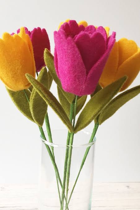 10 Macam Bunga dari Kain Flanel, Beragam Jenis dan Warna