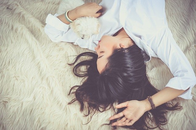 It turns out that these are 10 things that can interfere with your sleep quality, what are they?