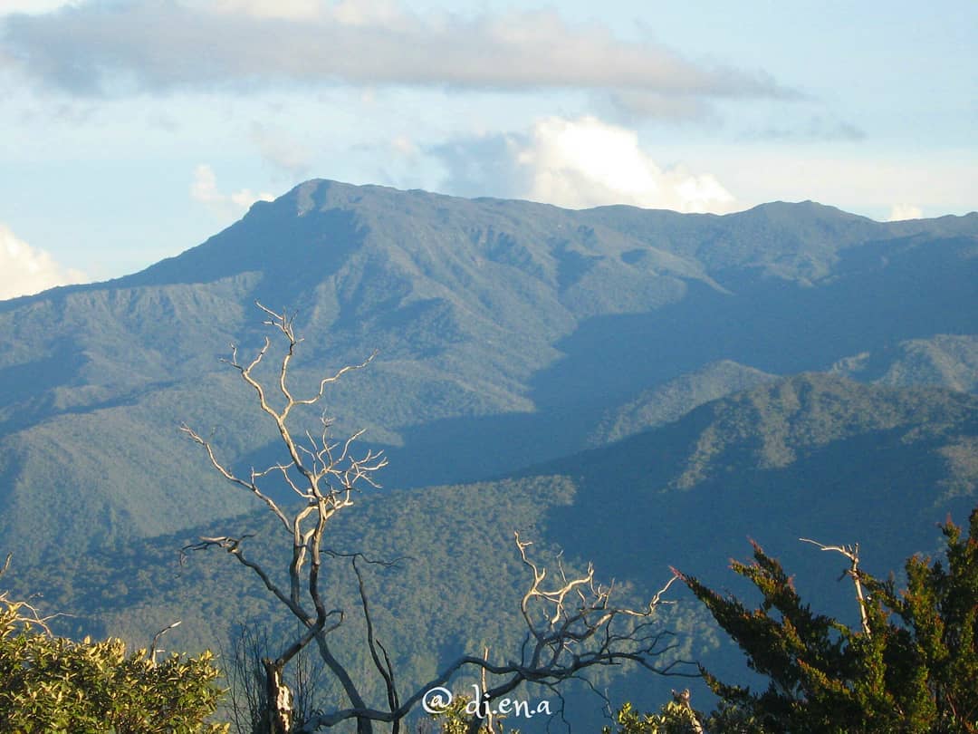 5 Gunung Tertinggi di Sumatera, Kerinci Tertinggi