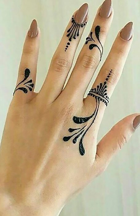 Hands to Feet, 10 Inspirasi Henna Yang Membuat Anda Cantik