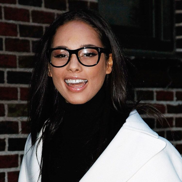 10 Kacamata yg Cocok dengan Bentuk Wajahmu, Jangan Salah Pilih Ya
