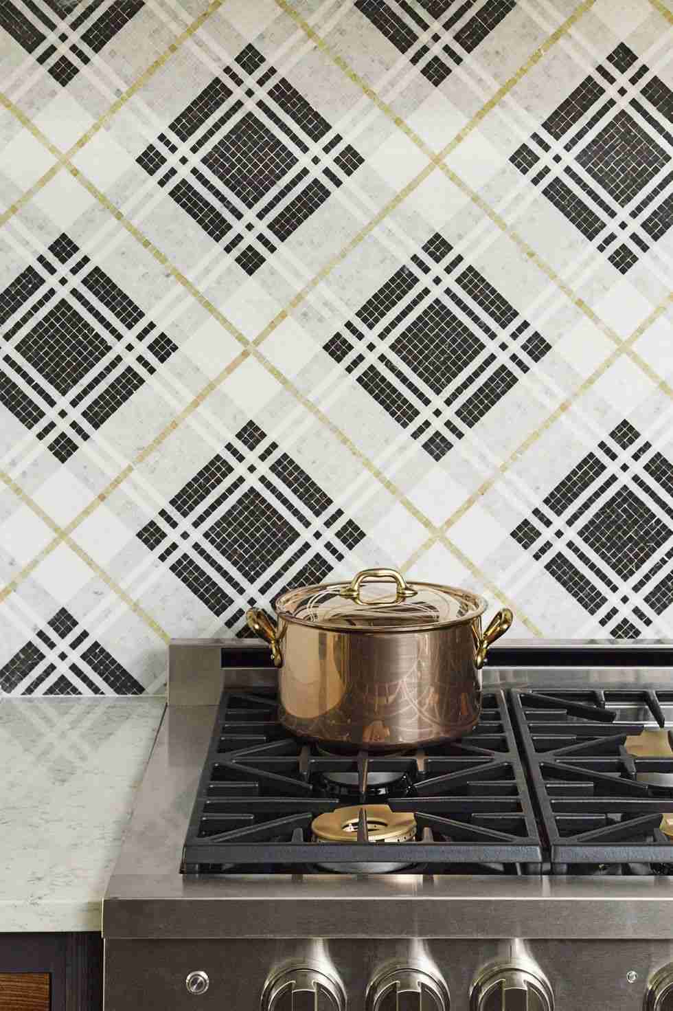 10 Kombinasi Motif Keramik Dapur, Bikin Masak jadi Nyaman