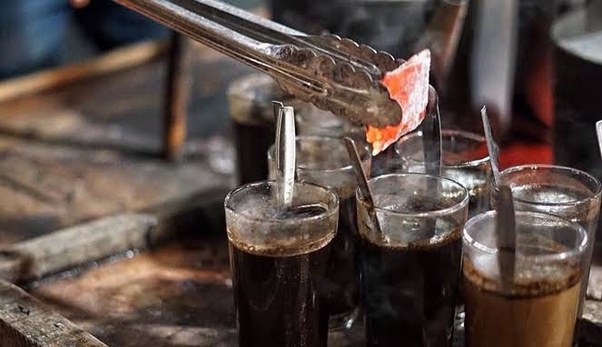 Kopi Joss Khas Jogja, Minuman Unik Yogyakarta Dicampur Arang Panas