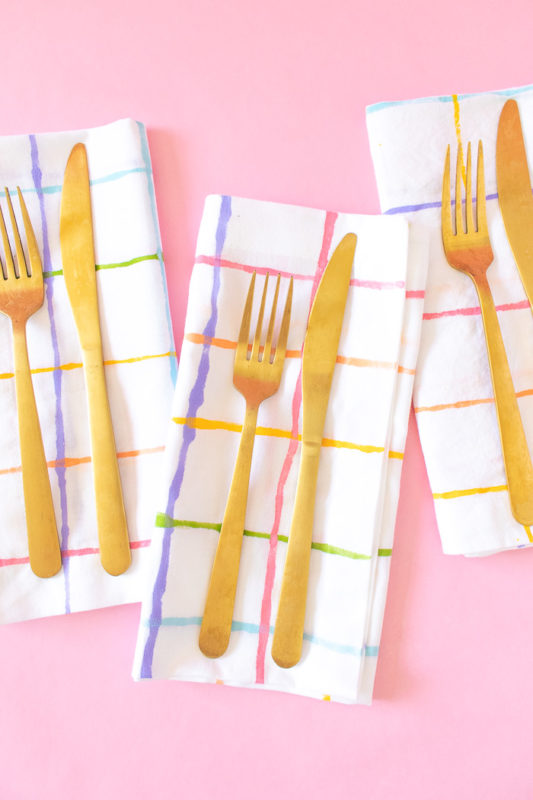 Simpel, 10 Desain Serbet yang Cocok untuk Pesta Makan Malam