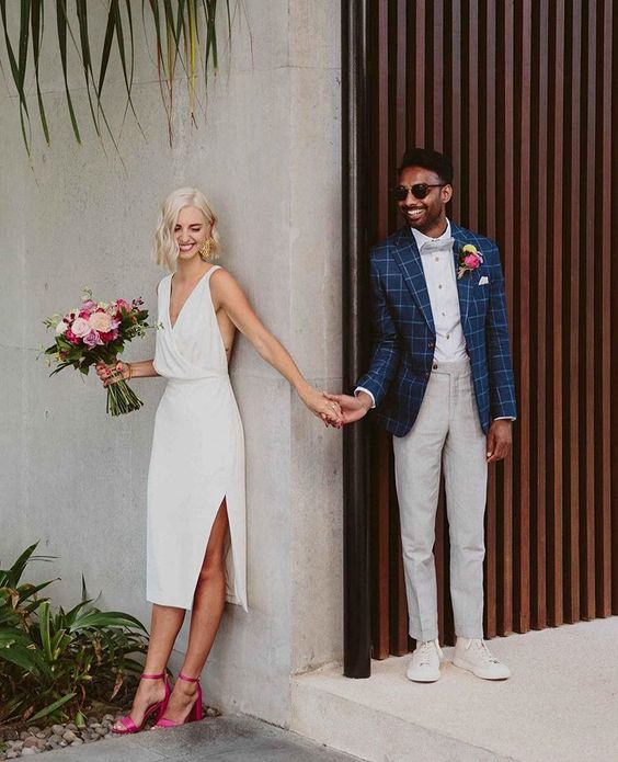 Gak Harus Panjang, Coba 10 Dress Pernikahan dengan Model Pendek