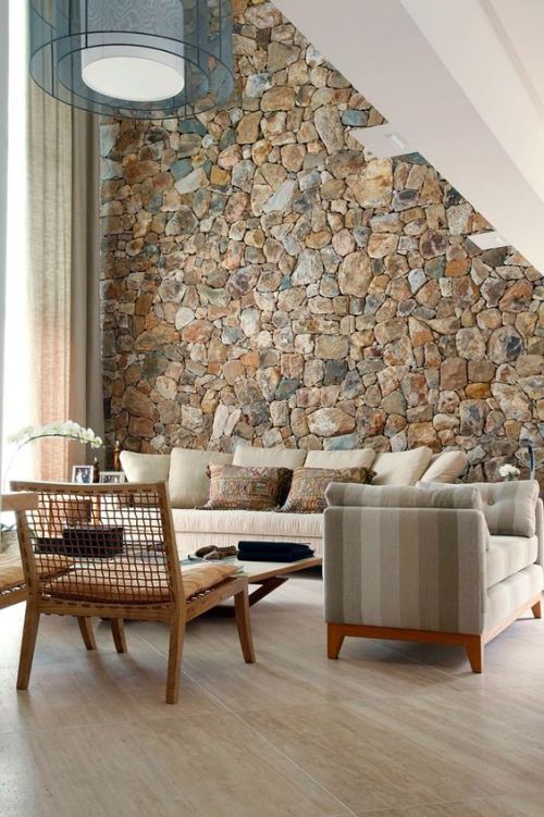 10 Desain Dinding Batu untuk Berbagai Ruangan, Tampak Natural