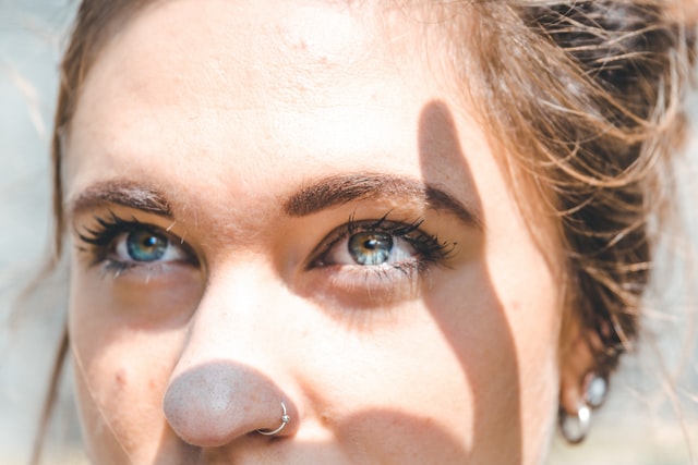 eye brow - Rahasia MUA, 10 Tips Makeup Agar Tampil Flawless Natural