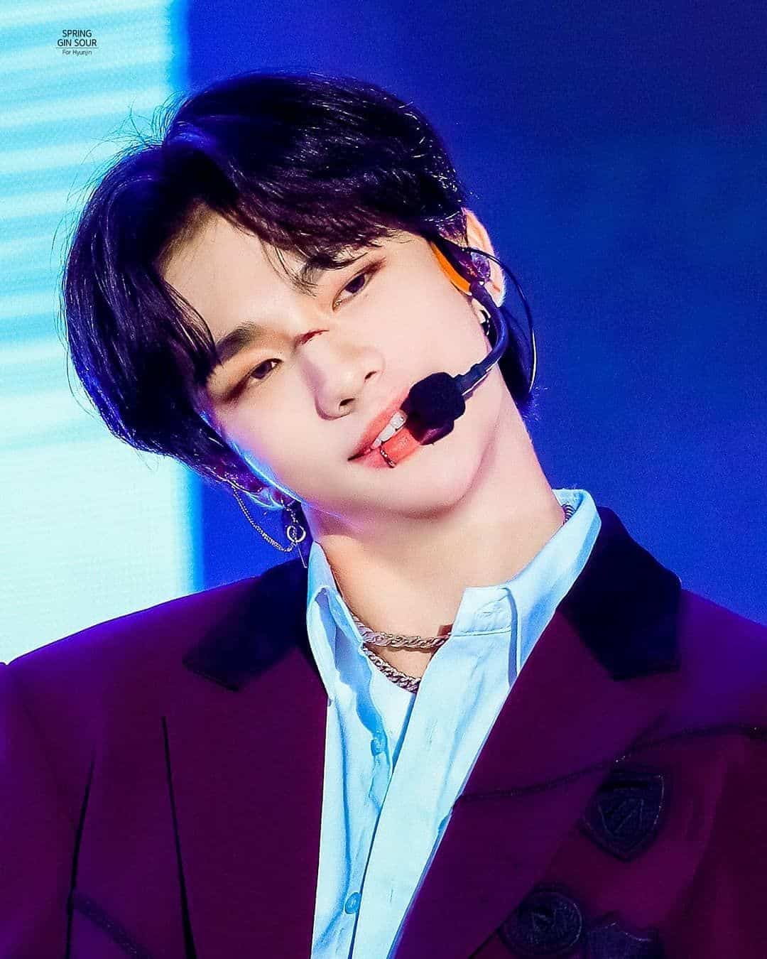 Pakai Lip Ring, Tampilan 7 Idol Ini Bikin Fans Oleng