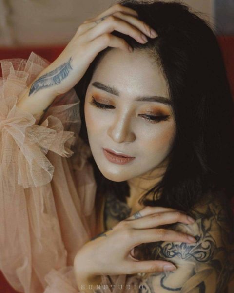10 Pesona Nadia Zerlinda, Seleb Internet Bertato 'Kembaran' Nagita Slavina