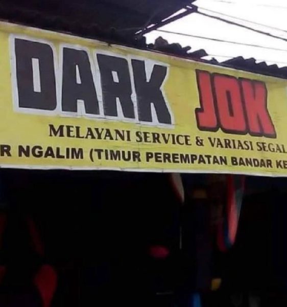 Ngakak! 10 Potret Lucu Nama Tempat Usaha Ini Bikin Mikir Dua Kali Image 1