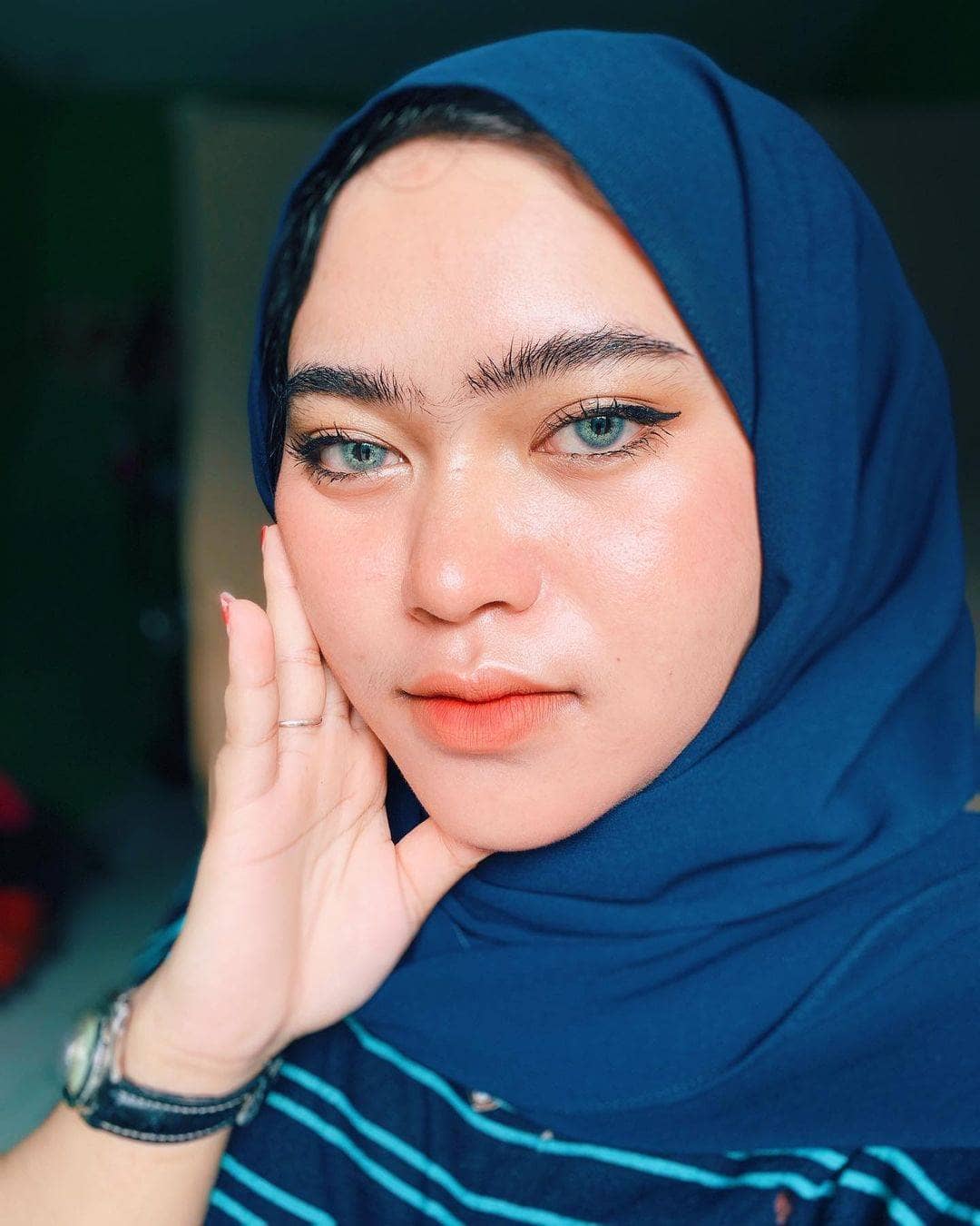 10 Potret Pani Rahmawati, TikToker Viral Berkat Tutorial Makeup Inspiratif