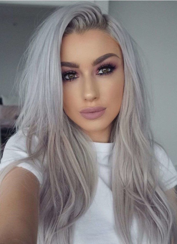 Elegan, 10 Variasi Gaya Rambut Warna Abu-Abu - Dailysia