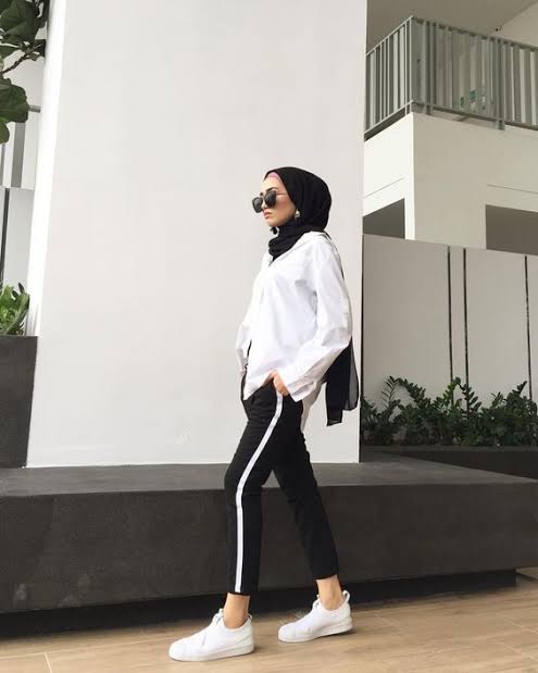 10 Gaya Sporty untuk Cewek Hijab, Swag Abis