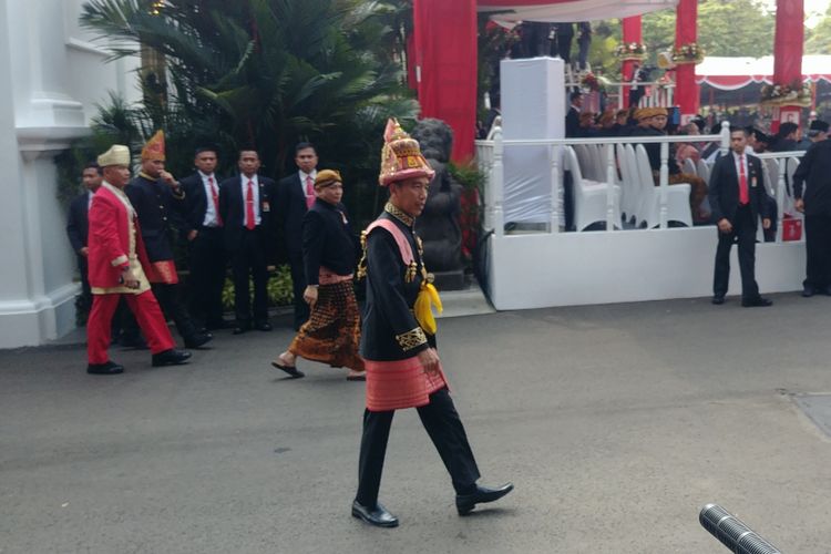 Pakaian Adat Ulee Balang, Baju Adat Aceh yang Bermakna Filosofis