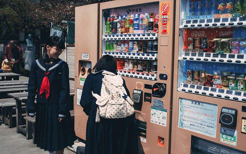 Sejarah Vending Machine, Mesin Jual Otomatis yang Populer di Jepang