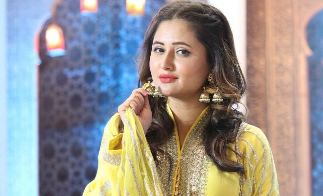 Biodata, Profil dan Fakta Rashami Desai