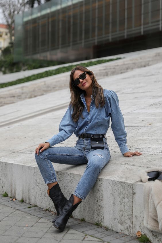 Dijamin Trendy, 10 OOTD Jeans yang Kekinian