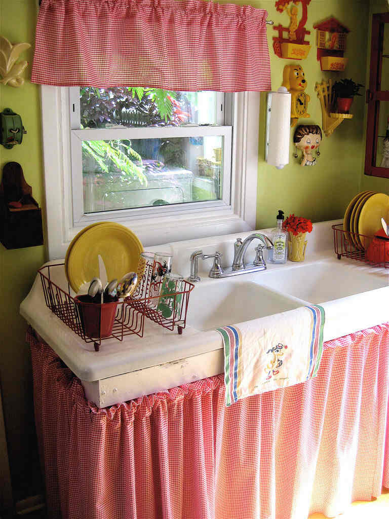 Dekorasi Stylish, 10 Desain Gorden untuk Kabinet Dapur