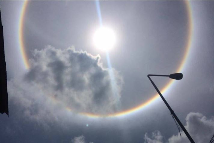 Fenomena Halo Matahari, Cincin Cahaya di Langit yang Menakjubkan