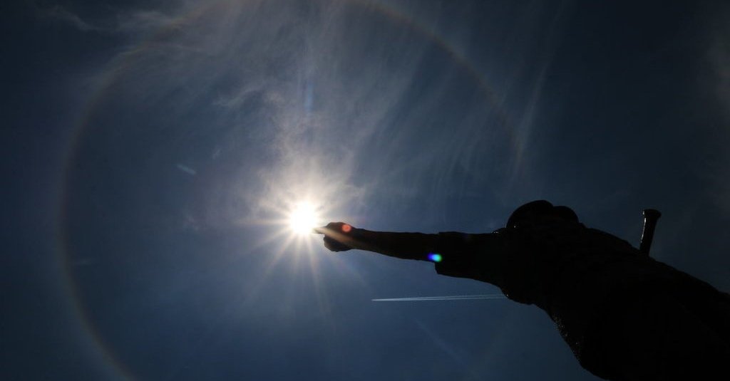 Fenomena Halo Matahari, Cincin Cahaya di Langit yang Menakjubkan