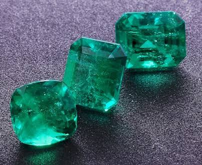 Menakjubkan, 10 Jenis Zamrud Yang Biasa Digunakan Dalam Perhiasan