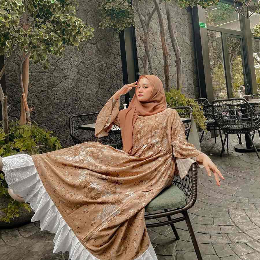 Beauty Influencer dan Vlogger Berhijab