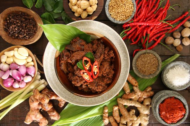 Sejarah Rendang, Kuliner Khas Minangkabau yang Mendunia